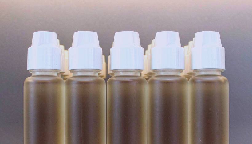 Kuwait Tobacco Shop Tradition Tobacco Vape packaging detail